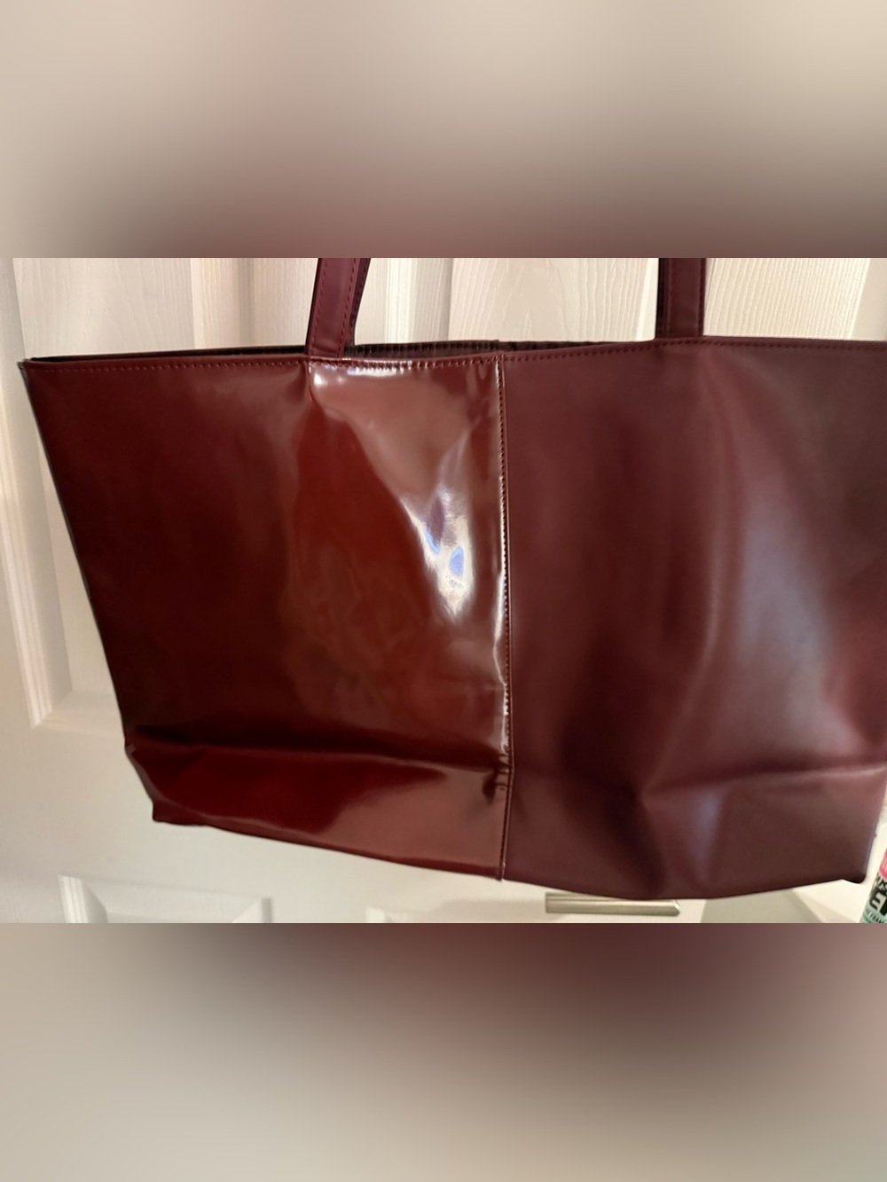 Women's Burgundy Tote Bag - Sleek Everyday Carry
